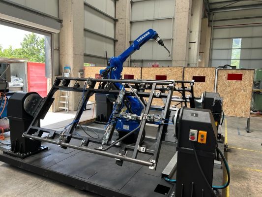 Motoman AR2010 kaynak robotu